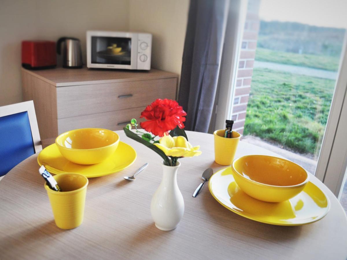 Cintray Parc Residence Breteuil-sur-Iton Buitenkant foto