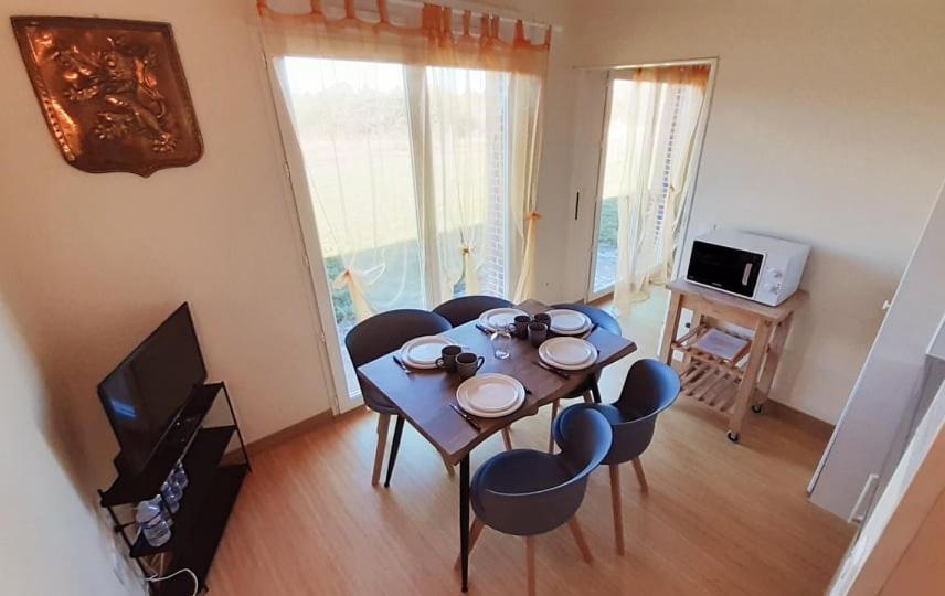 Cintray Parc Residence Breteuil-sur-Iton Buitenkant foto